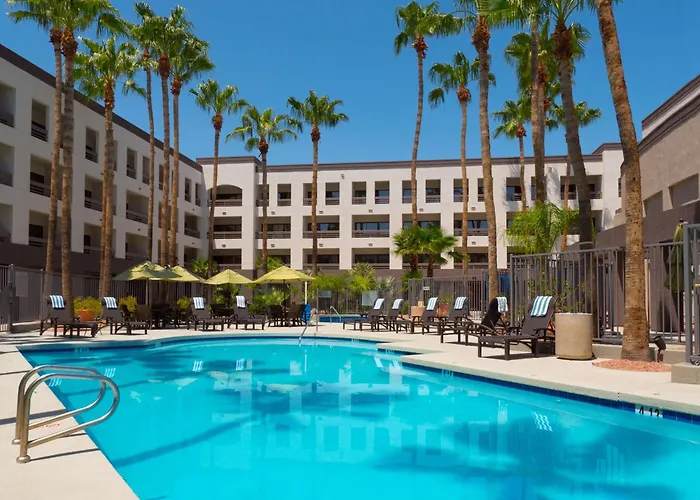 Family Hotel: Hilton Phoenix Airport